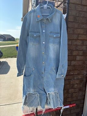 Light Wash Distressed Denim Cowboy Jumper
BRAND NEW